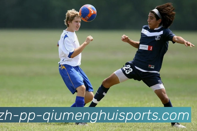 足球中超联赛比赛形式的规则与赛季结构